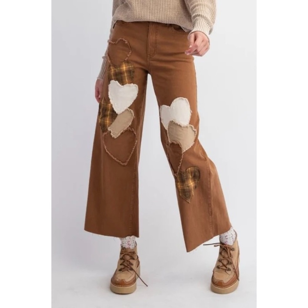 Easel Wood Brown Heart Patch Wide Leg Jeans | High Waist Stretchy Boho Denim - Picture 3 of 7